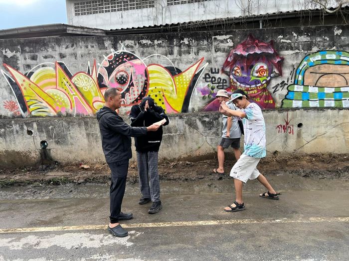 เฉลิมชัย โฆษิตพิพัฒน์ เฉลิมชัย โฆษิตพิพัฒน์