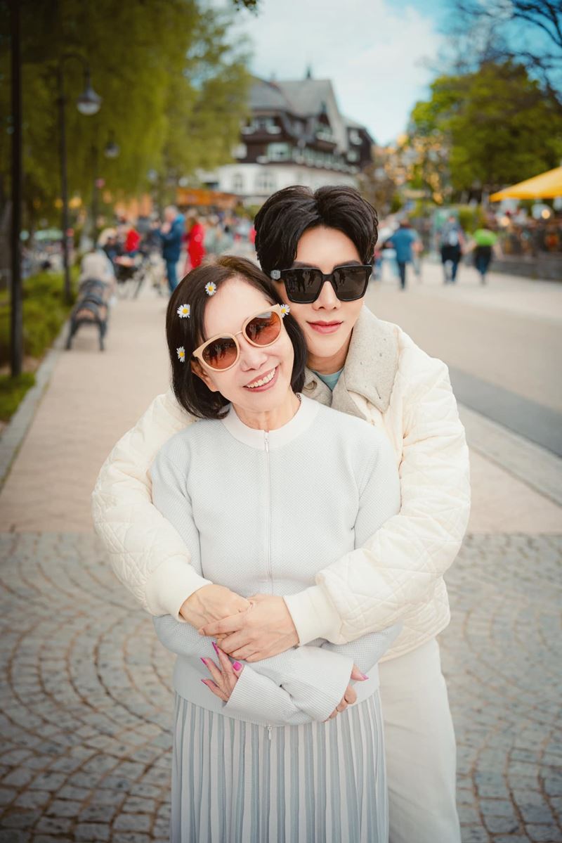 ย้อนเส้นทางรวย พอล วรัตน์พล สู่อาณาจักร ดิไอคอน ย้อนเส้นทางรวย พอล วรัตน์พล สู่อาณาจักร ดิไอคอน