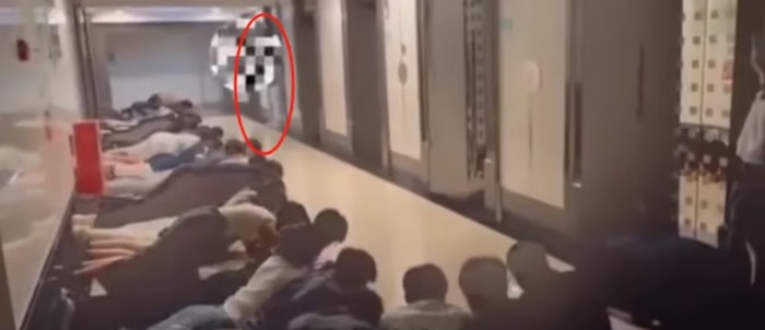 แฉพิธีกรรมประหลาด บริษัทให้ พนง. นอนเรียง 20 คน คำนับเจ้านาย พูดคำขวัญขนลุก แฉพิธีกรรมประหลาด บริษัทให้ พนง. นอนเรียง 20 คน คำนับเจ้านาย พูดคำขวัญขนลุก