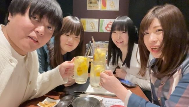 แมงดาหนุ่ม เปิดชีวิตสบายเมีย 4 หาเลี้ยง แมงดาหนุ่ม เปิดชีวิตสบายเมีย 4 หาเลี้ยง