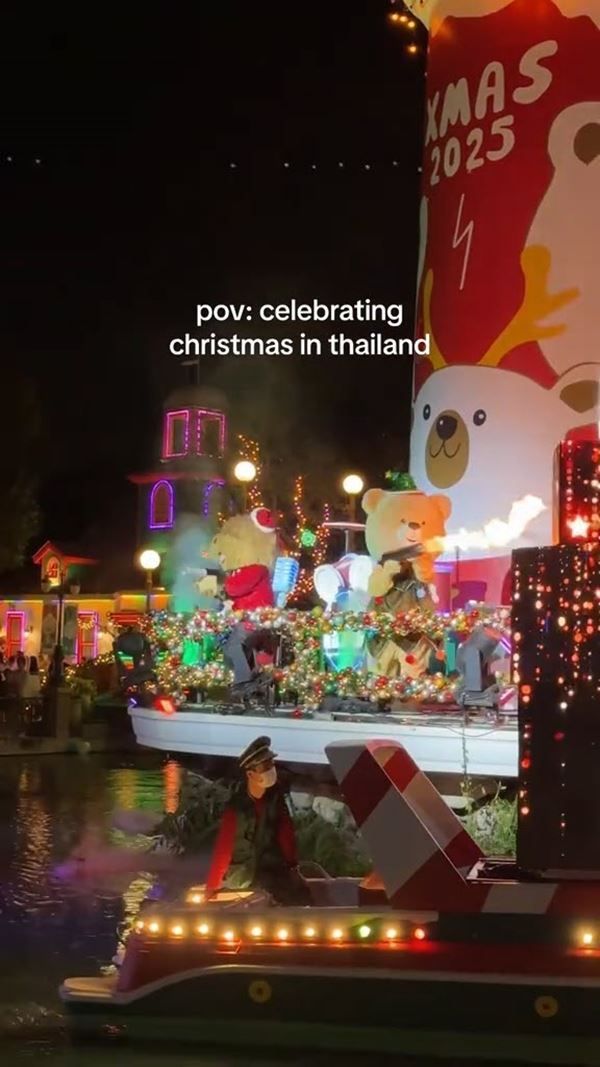 เที่ยวคริสต์มาสเมืองไทย เจอมาสคอสพ่นไฟ เต้นร่างแทบหลุด เที่ยวคริสต์มาสเมืองไทย เจอมาสคอสพ่นไฟ เต้นร่างแทบหลุด