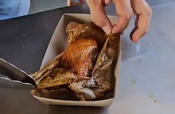 กระดาษห่อไก่ทอด กระดาษห่อไก่ทอด