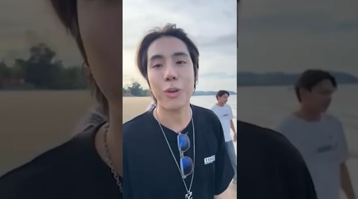 ป้ายแดง ป้ายแดง