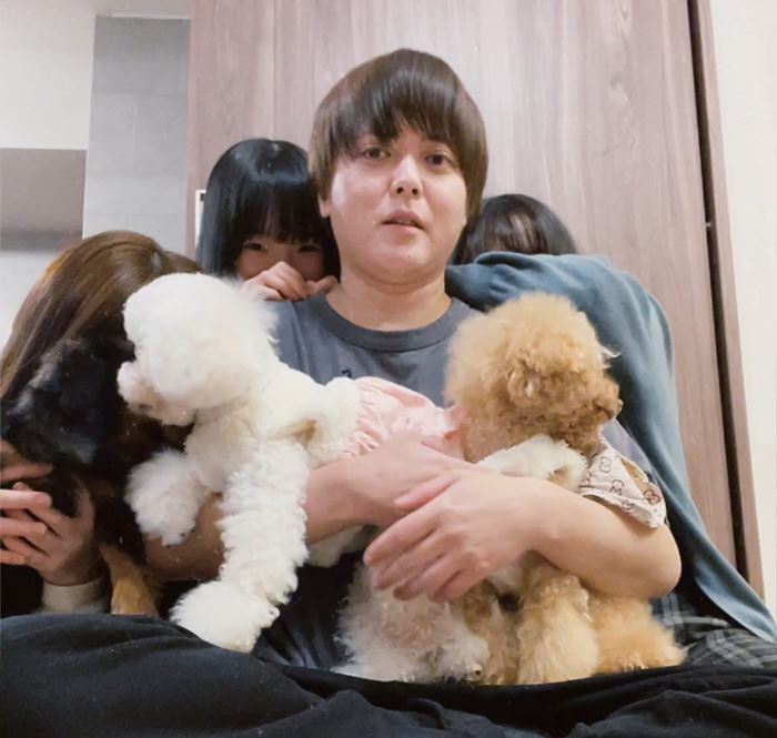 แมงดาหนุ่ม เปิดชีวิตสบายเมีย 4 หาเลี้ยง แมงดาหนุ่ม เปิดชีวิตสบายเมีย 4 หาเลี้ยง