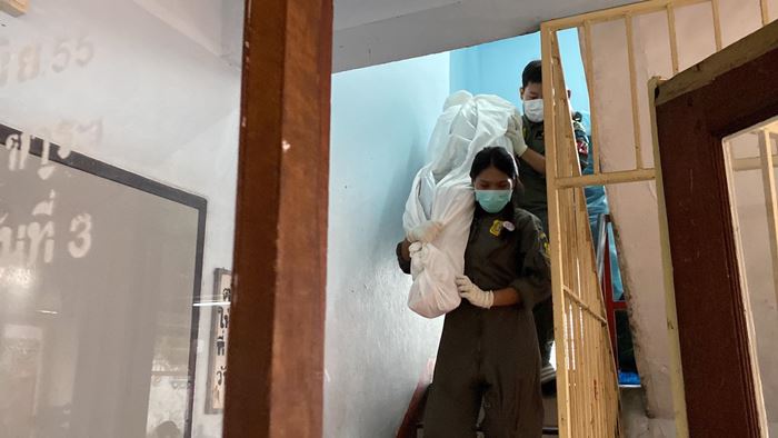 ฆ่าหมกห้อง ฆ่าหมกห้อง