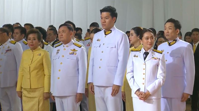 โปรดเกล้าฯแต่งตั้งนายกรัฐมนตรี โปรดเกล้าฯแต่งตั้งนายกรัฐมนตรี