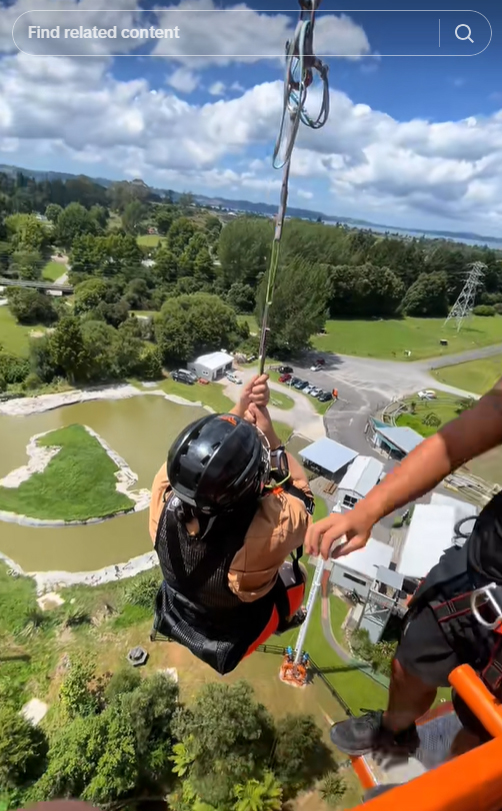 เครื่องเล่นหวาดเสียว เครื่องเล่นหวาดเสียว