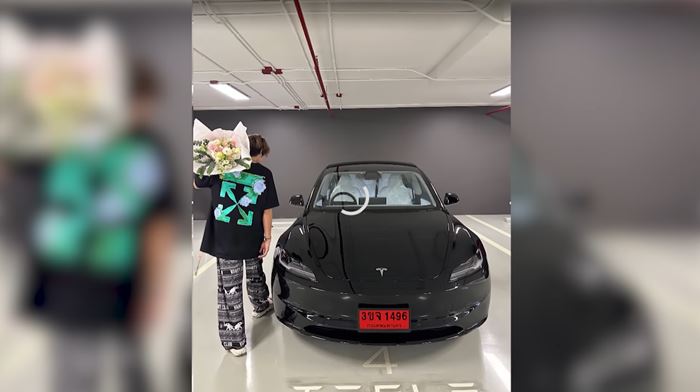 ป้ายแดง ป้ายแดง