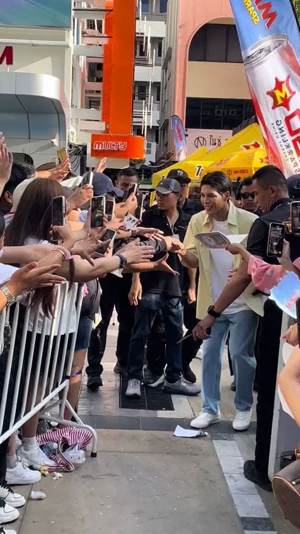 คัลแลน พี่จอง คัลแลน พี่จอง