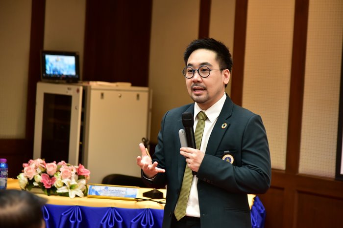 ดร.ตฤณห์ โพสต์ปริศนา หนี ดร.ตฤณห์ โพสต์ปริศนา หนี