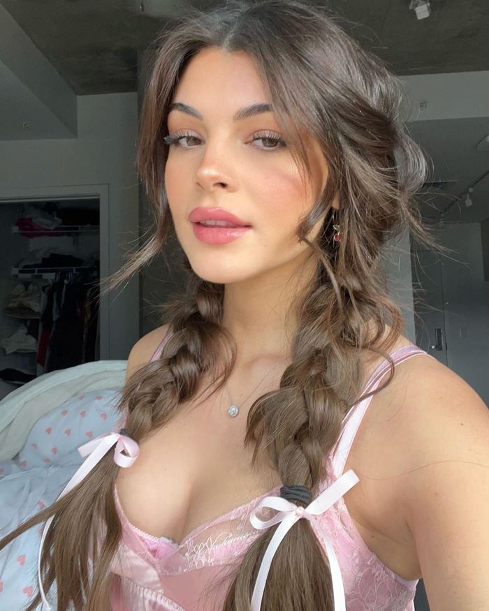 สาวสวยแชร์เรื่องเหนือเมฆ ได้โน้ตลับจากนักบิน สาวสวยแชร์เรื่องเหนือเมฆ ได้โน้ตลับจากนักบิน