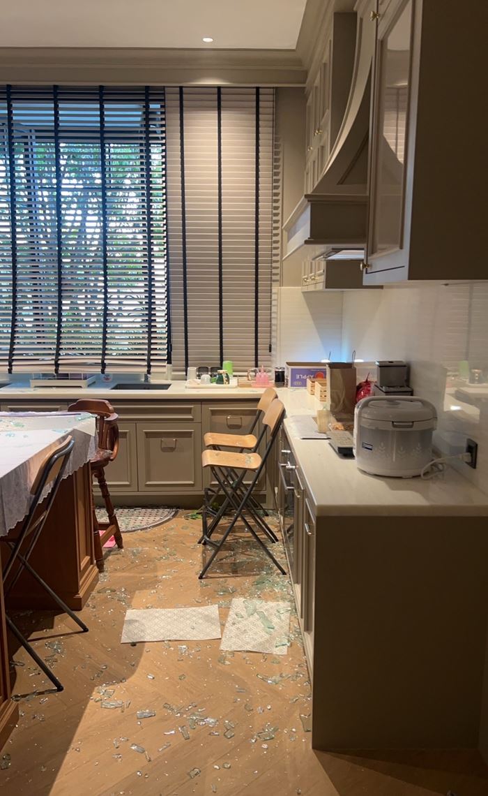 ไฟไหม้บ้าน นักธุรกิจพันล้าน ไฟไหม้บ้าน นักธุรกิจพันล้าน