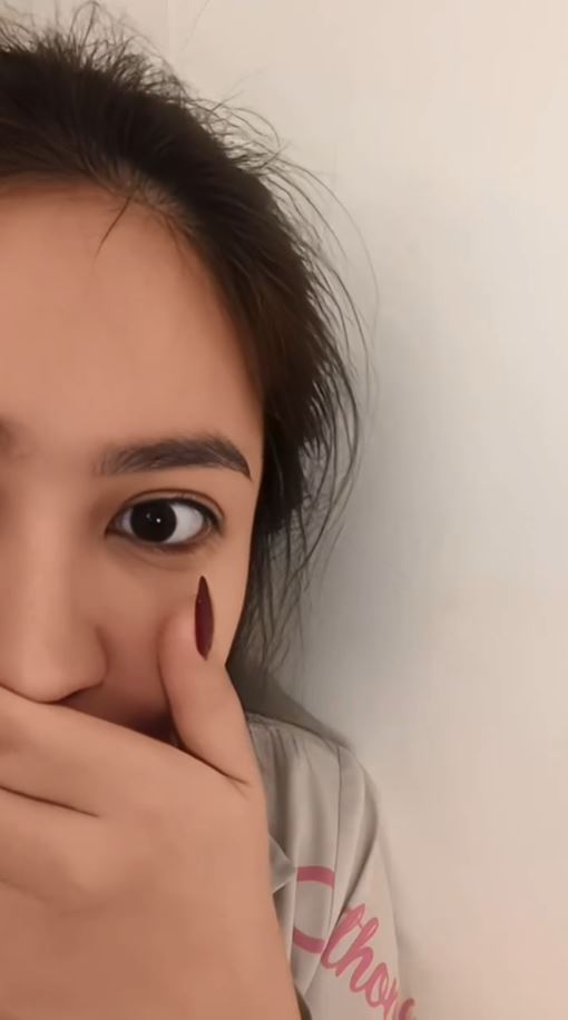 นาฟ เลิกลั่ก ถามคอนโดจะถล่มไหม ข้างห้องมีความเสว นาฟ เลิกลั่ก ถามคอนโดจะถล่มไหม ข้างห้องมีความเสว