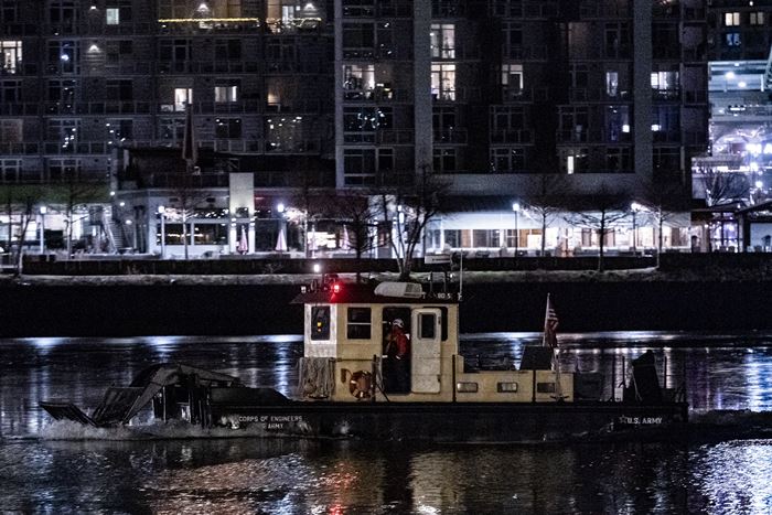 ข้อความสุดท้ายจากภรรยา ก่อนเครื่องบินชน ฮ. ข้อความสุดท้ายจากภรรยา ก่อนเครื่องบินชน ฮ.