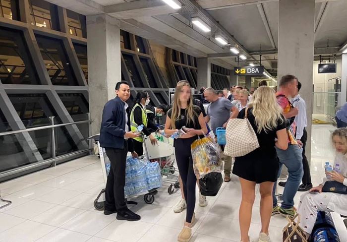 เครื่องบิน Aeroflot ไฟลต์ SU277 บินวนอันดามัน 4 ชม. เครื่องบิน Aeroflot ไฟลต์ SU277 บินวนอันดามัน 4 ชม.