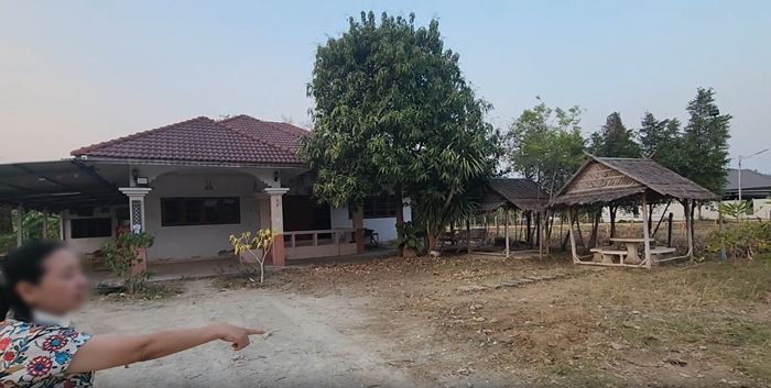 ครูปรีชาพูดแล้ว หลังถูกกล่าวหาเช่าบ้าน 8 ปี ครูปรีชาพูดแล้ว หลังถูกกล่าวหาเช่าบ้าน 8 ปี