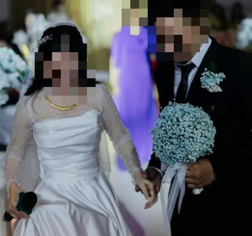 หนุ่มสร้างโลก 2 ใบ แต่ง 2 เมีย ห่างกันไม่ถึงเดือน หนุ่มสร้างโลก 2 ใบ แต่ง 2 เมีย ห่างกันไม่ถึงเดือน