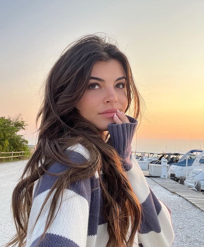 สาวสวยแชร์เรื่องเหนือเมฆ ได้โน้ตลับจากนักบิน สาวสวยแชร์เรื่องเหนือเมฆ ได้โน้ตลับจากนักบิน