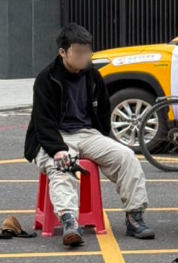 บิ๊กไบค์เบรกไม่ทัน พุ่งชนเฟอร์รารี่ 22 ล้าน บิ๊กไบค์เบรกไม่ทัน พุ่งชนเฟอร์รารี่ 22 ล้าน