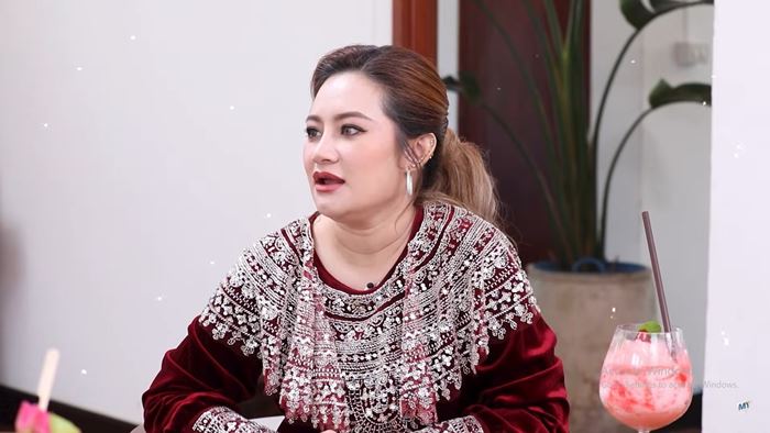 หมอปลาย เผยบันเทิงไทยร้อนฉ่า หมอปลาย เผยบันเทิงไทยร้อนฉ่า