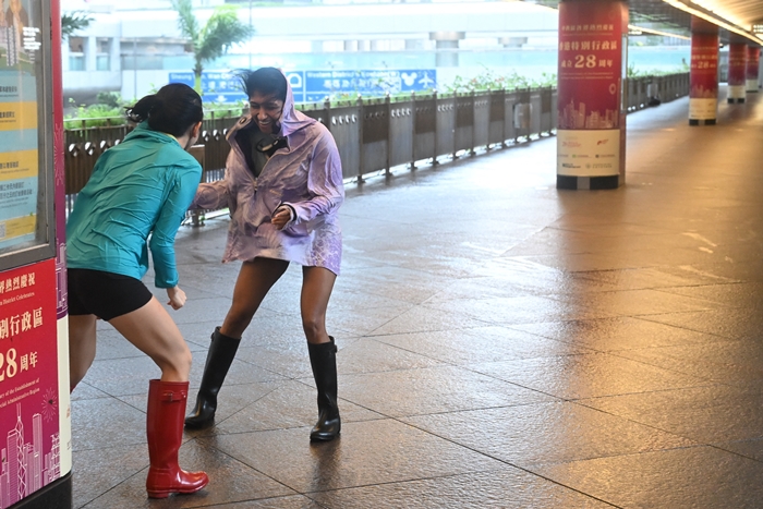 ไต้ฝุ่น วิภา ฮ่องกงเตือนสูงสุด - ยกเลิก 500 เที่ยวบิน ไต้ฝุ่น วิภา ฮ่องกงเตือนสูงสุด - ยกเลิก 500 เที่ยวบิน