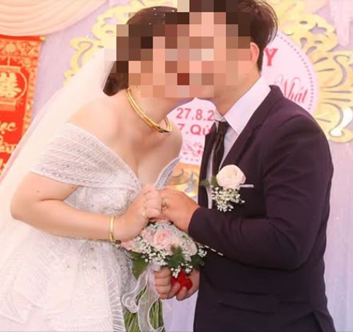 หนุ่มสร้างโลก 2 ใบ แต่ง 2 เมีย ห่างกันไม่ถึงเดือน หนุ่มสร้างโลก 2 ใบ แต่ง 2 เมีย ห่างกันไม่ถึงเดือน