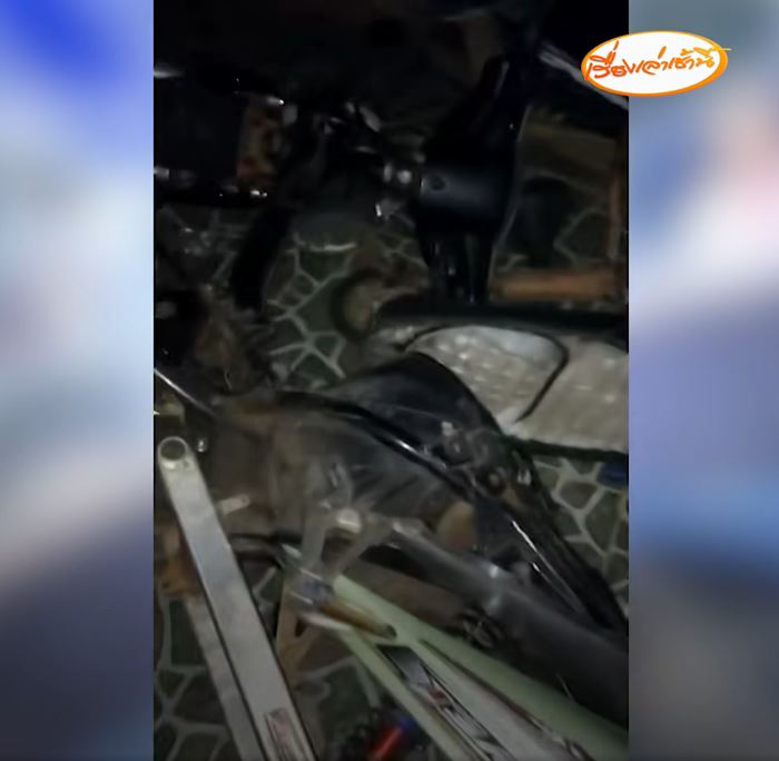 สาวบุกพังบ้านแฟน ฉุนเรียกสินสอด 1.5 แสน หาได้แค่ 5 หมื่น สาวบุกพังบ้านแฟน ฉุนเรียกสินสอด 1.5 แสน หาได้แค่ 5 หมื่น