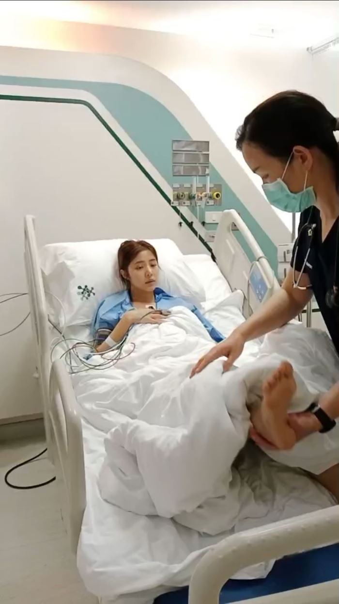 หมอเล่าเคส ตังตัง นัฐรุจี ป่วยเป็นสโตรก-พูดไม่ได้ เตือนระวังจุดเล็ก ๆ หมอเล่าเคส ตังตัง นัฐรุจี ป่วยเป็นสโตรก-พูดไม่ได้ เตือนระวังจุดเล็ก ๆ