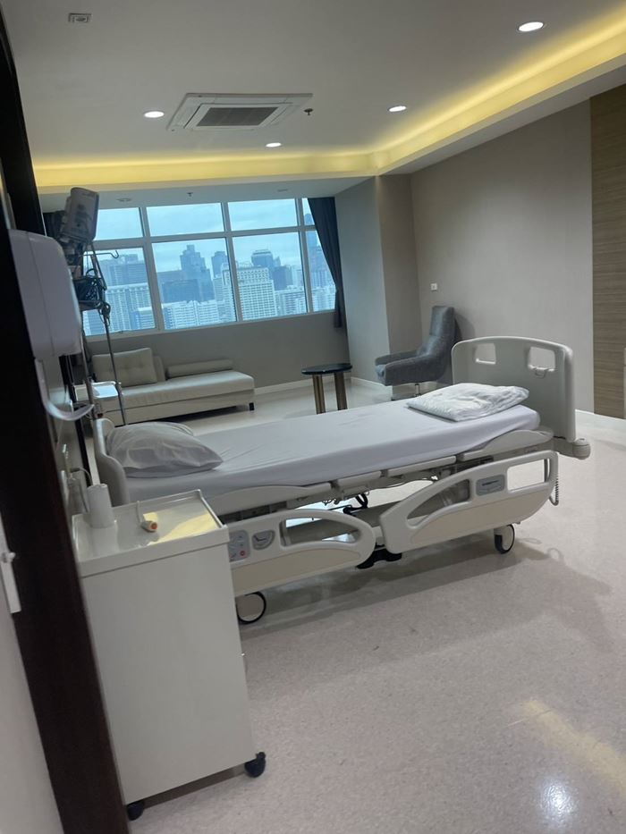 หมอวรงค์ พาทัวร์ห้อง VVIP ชั้น 14 สุดหรู หมอวรงค์ พาทัวร์ห้อง VVIP ชั้น 14 สุดหรู