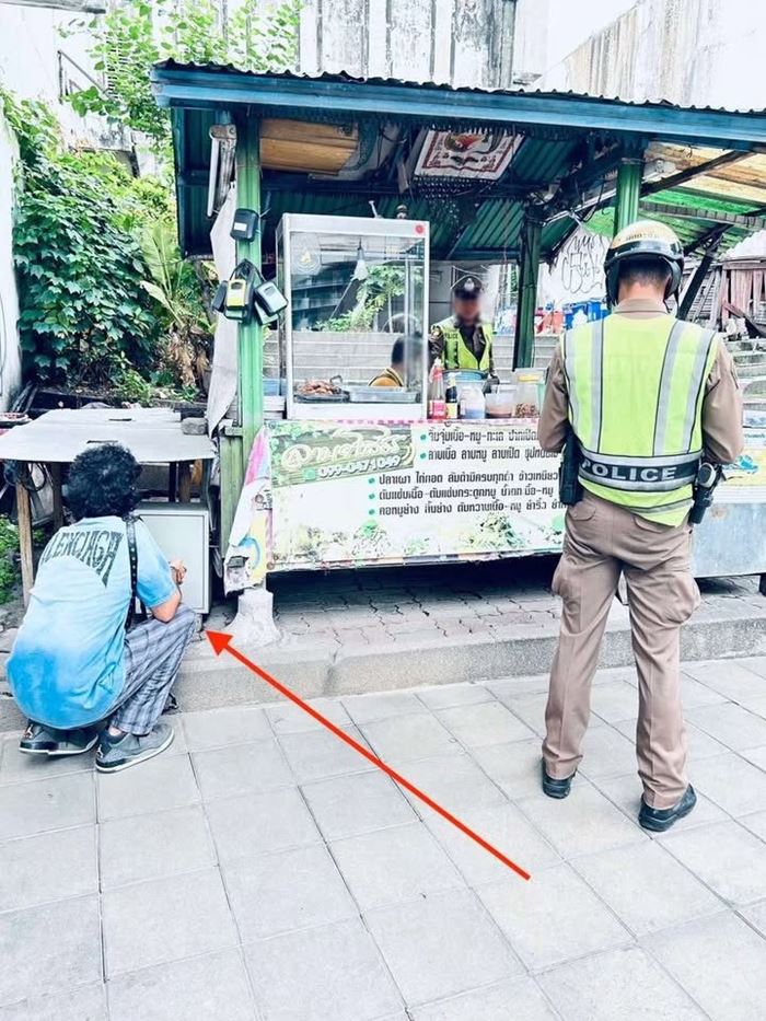 แฉทุนจีนกว้านซื้อคอนโด ชี้เป้า ตร. เจอชอตเด็ด แฉทุนจีนกว้านซื้อคอนโด ชี้เป้า ตร. เจอชอตเด็ด