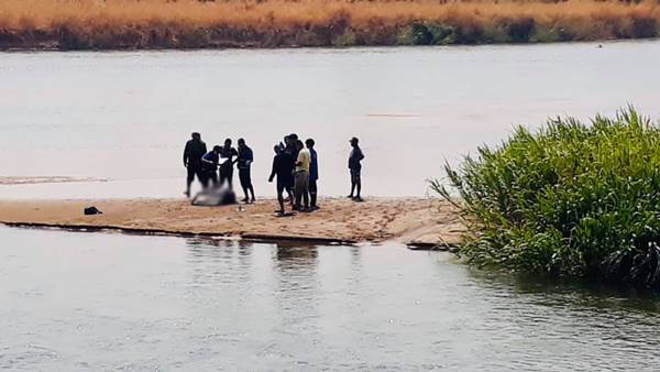 ฆ่ายัดกระเป๋า ฆ่ายัดกระเป๋า