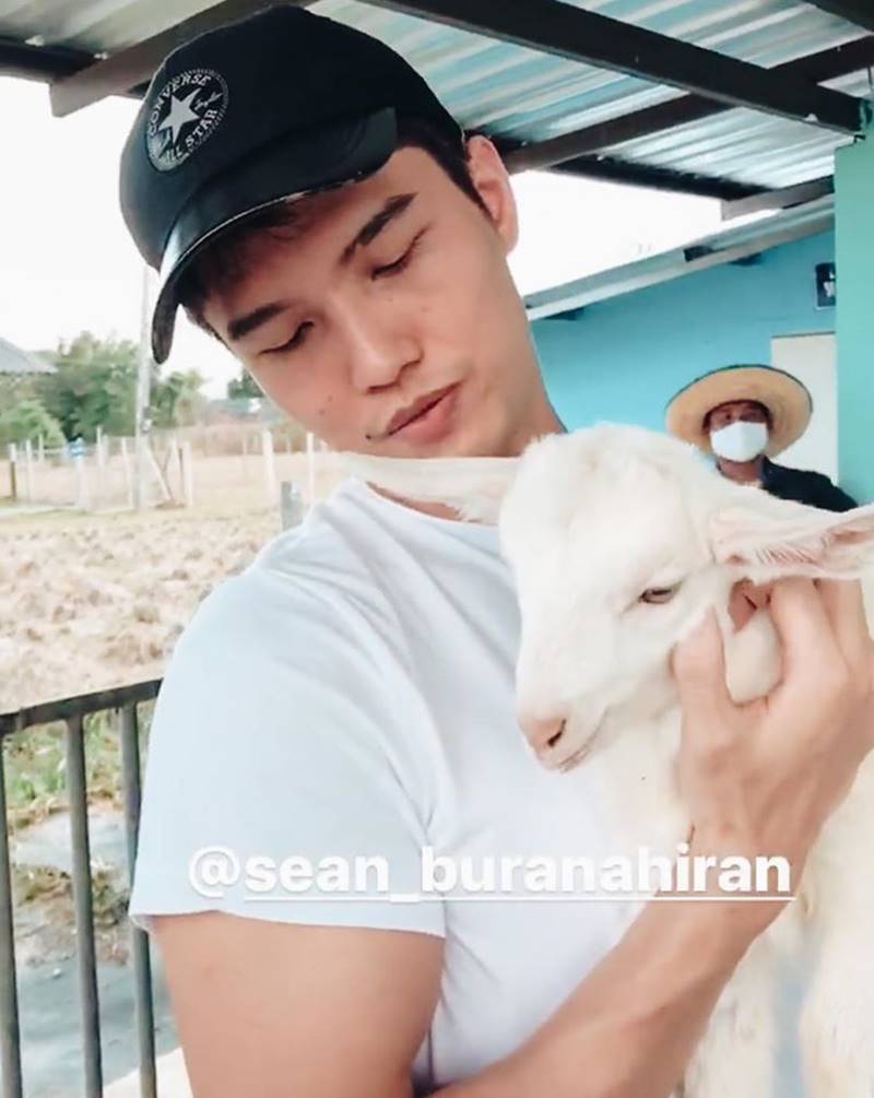 ฌอน บูรณะหิรัญ ฌอน บูรณะหิรัญ