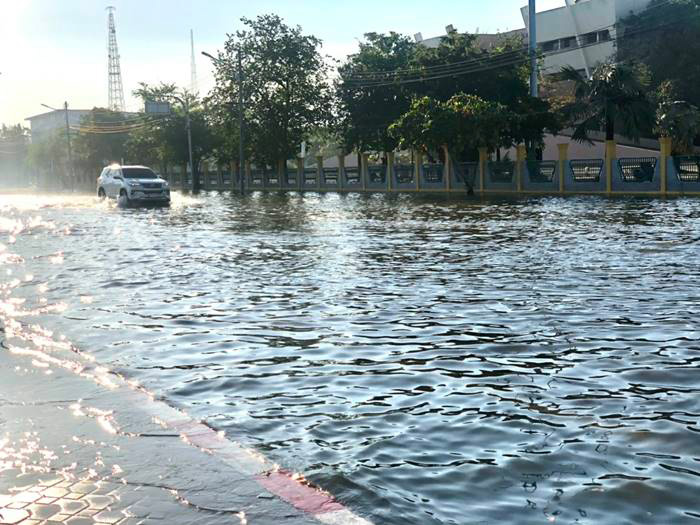 น้ำท่วมชลบุรี น้ำท่วมชลบุรี