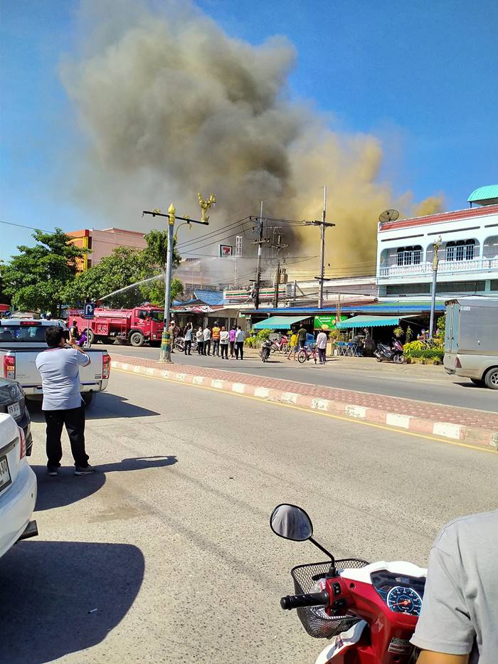 ไฟไหม้ร้านเซเว่นฯ ไฟไหม้ร้านเซเว่นฯ