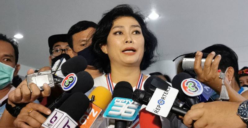 ม็อบเสื้อเหลือง ม็อบเสื้อเหลือง