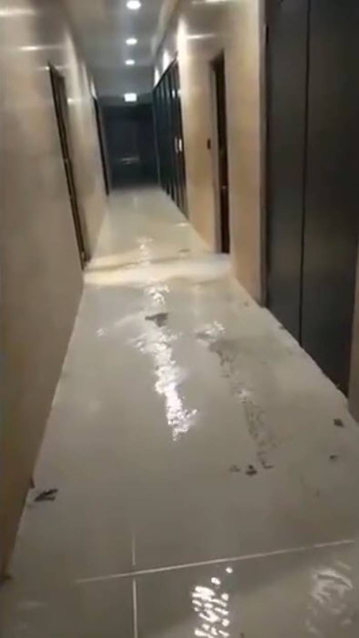 สภาน้ำท่วม สภาน้ำท่วม