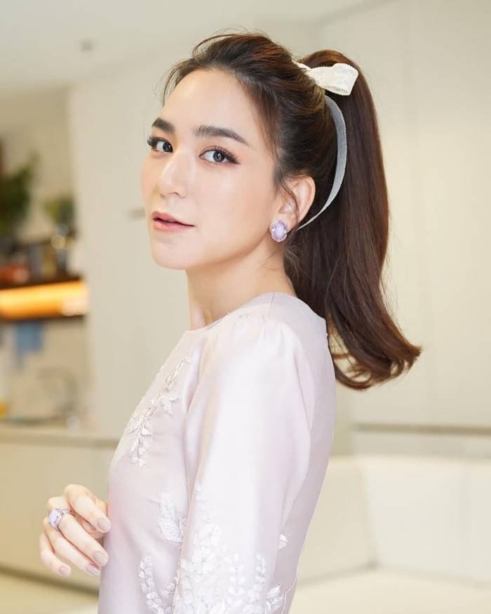 คาเฟ่พลอย ชิดจันทร์ คาเฟ่พลอย ชิดจันทร์