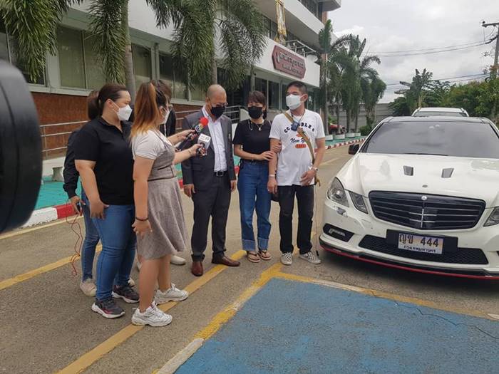 ไวท์ ณวัชร์, ทำร้ายร่างกาย ไวท์ ณวัชร์, ทำร้ายร่างกาย