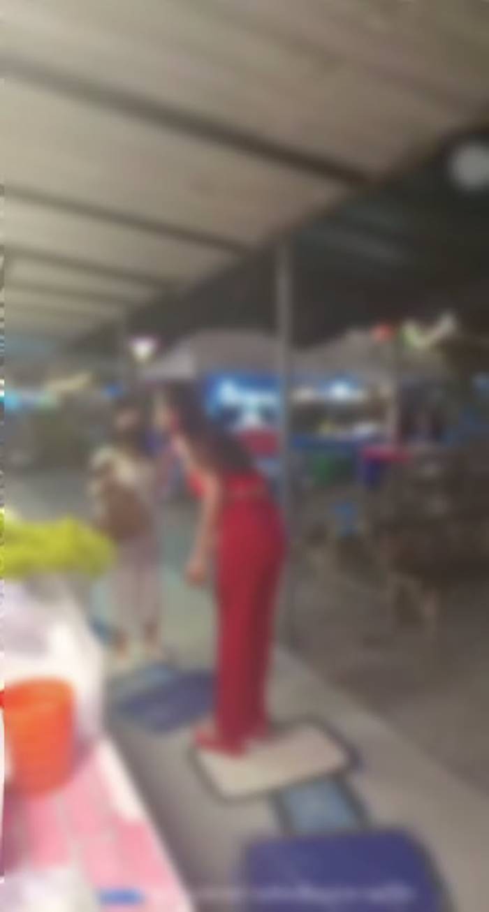 ด่าลูกค้า ด่าลูกค้า