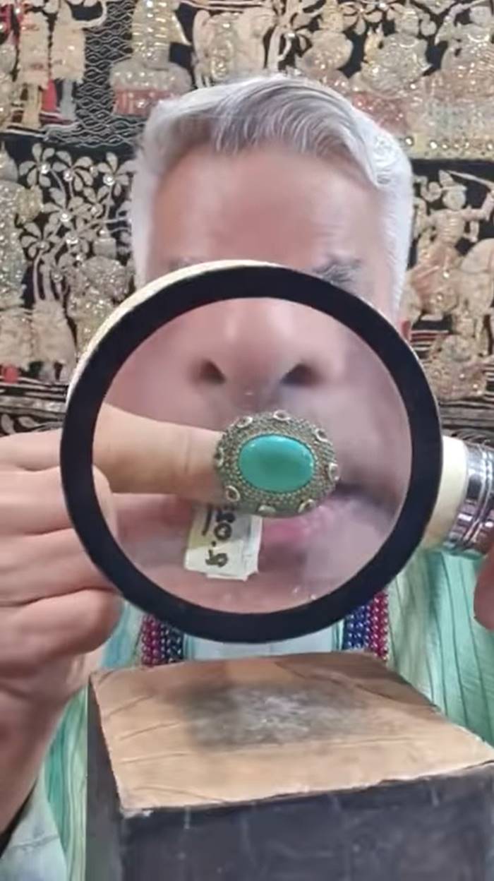 เผ่าทอง ทองเจือ เผ่าทอง ทองเจือ