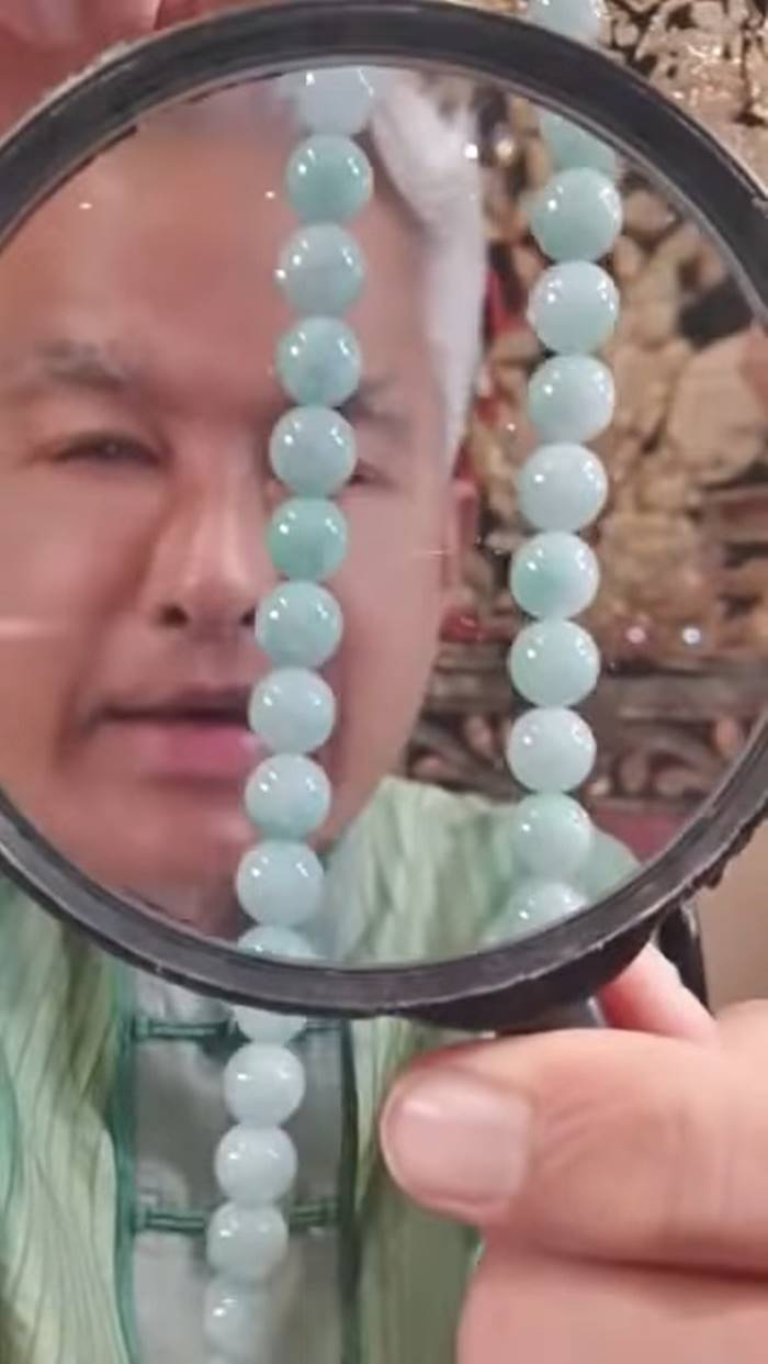 เผ่าทอง ทองเจือ เผ่าทอง ทองเจือ