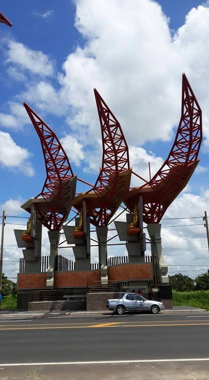 ซุ้มประตูเมืองอุบลฯ ซุ้มประตูเมืองอุบลฯ