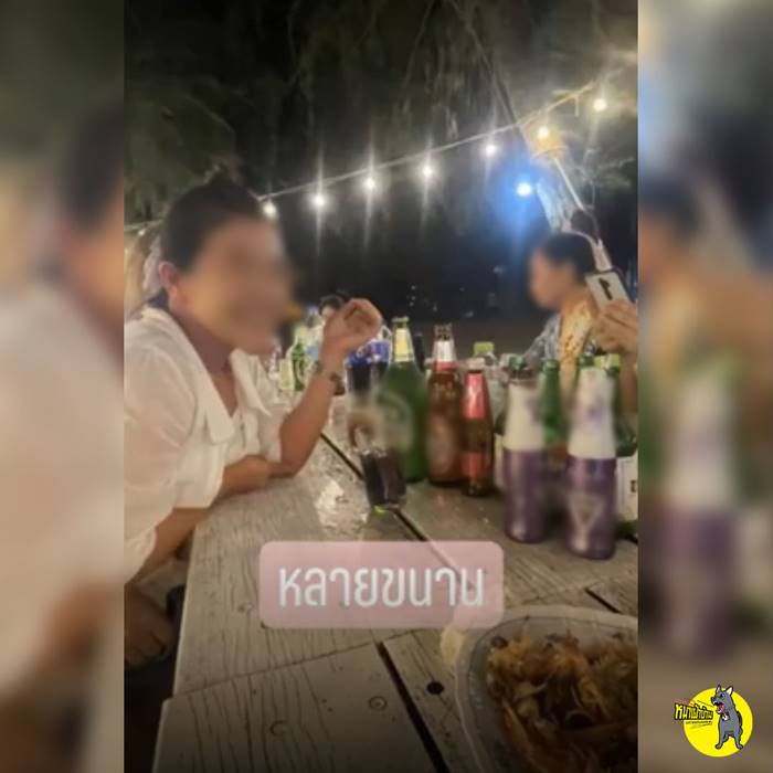 คณะครูจัดทริปไปดูงาน คณะครูจัดทริปไปดูงาน