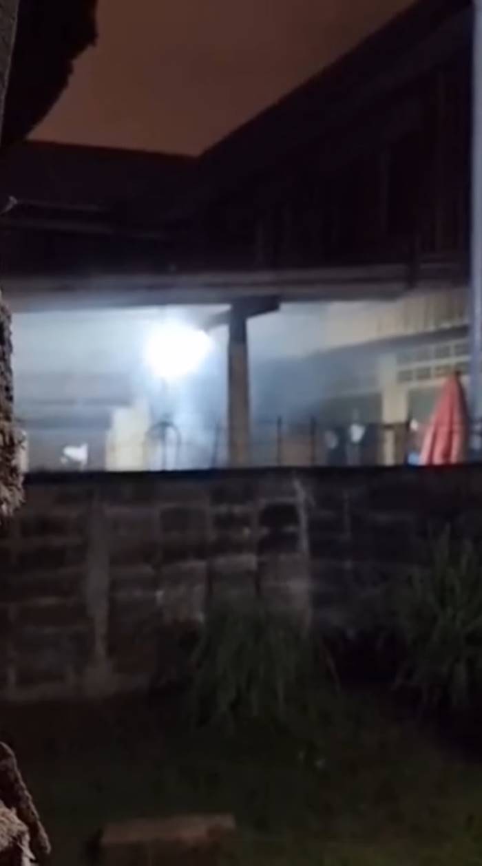 ปัญหาเพื่อนบ้าน ปัญหาเพื่อนบ้าน