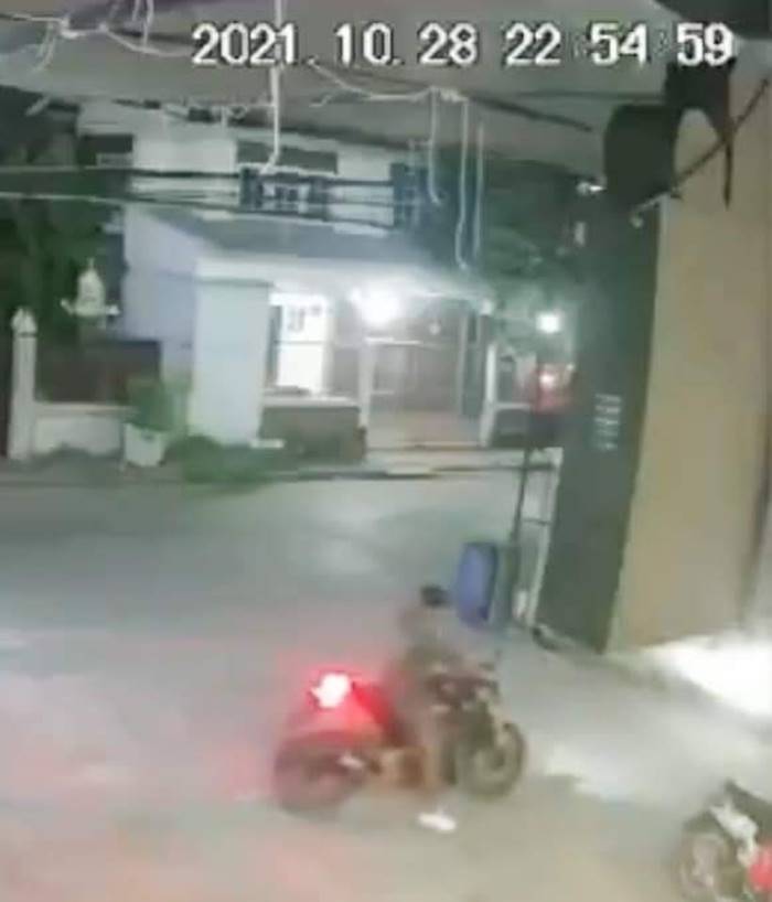 เตือนภัย, ซักผ้ากลางคืน เตือนภัย, ซักผ้ากลางคืน