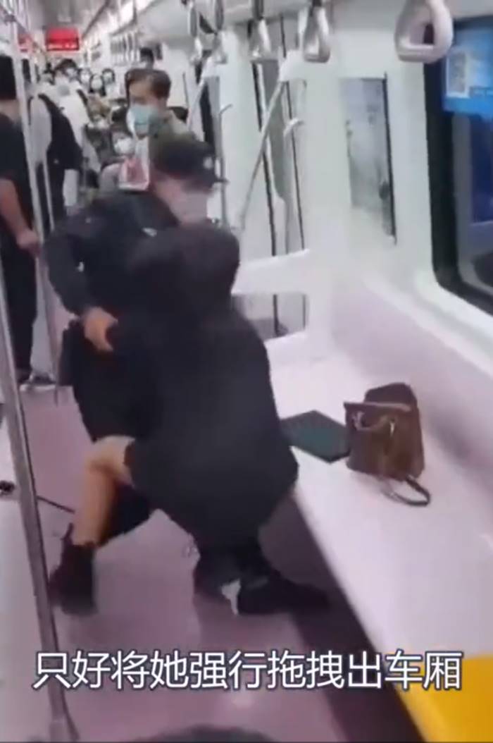 ลากผู้โดยสาร, ทะเลาะวิวาท ลากผู้โดยสาร, ทะเลาะวิวาท