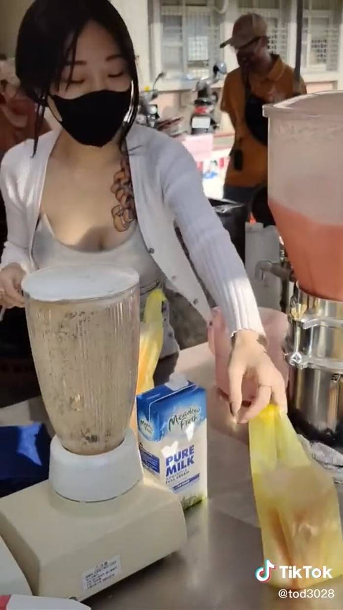 แม่ค้าสวย แม่ค้าสวย