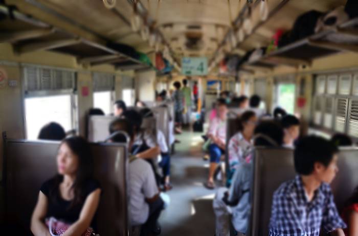 กินอาหารบนรถไฟ กินอาหารบนรถไฟ