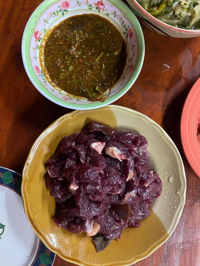 ซอยจุ๊, ลาบดิบ ซอยจุ๊, ลาบดิบ