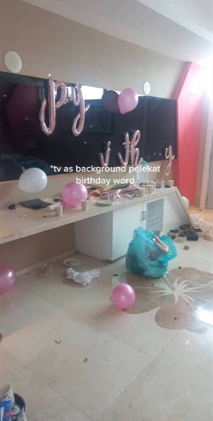 พูลวิลล่า พูลวิลล่า